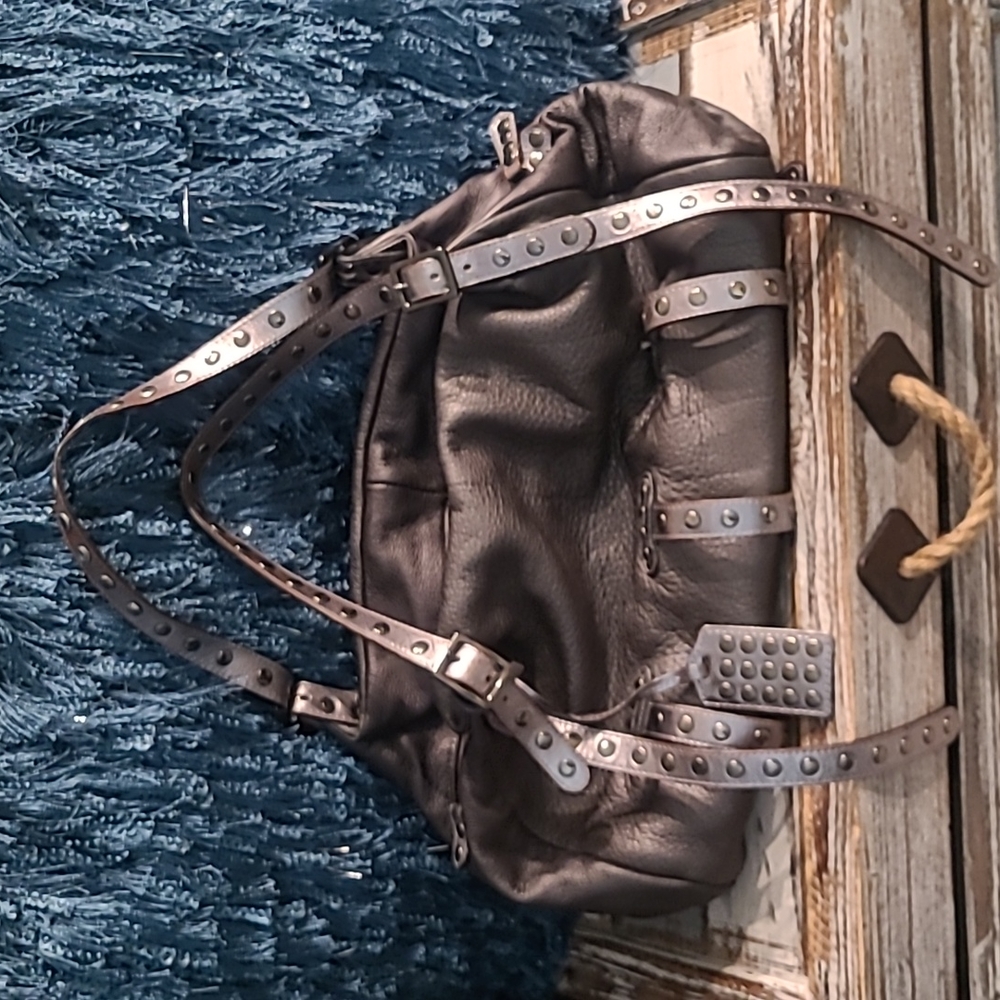 Be & D Leather Satchel - Picture 3 of 15